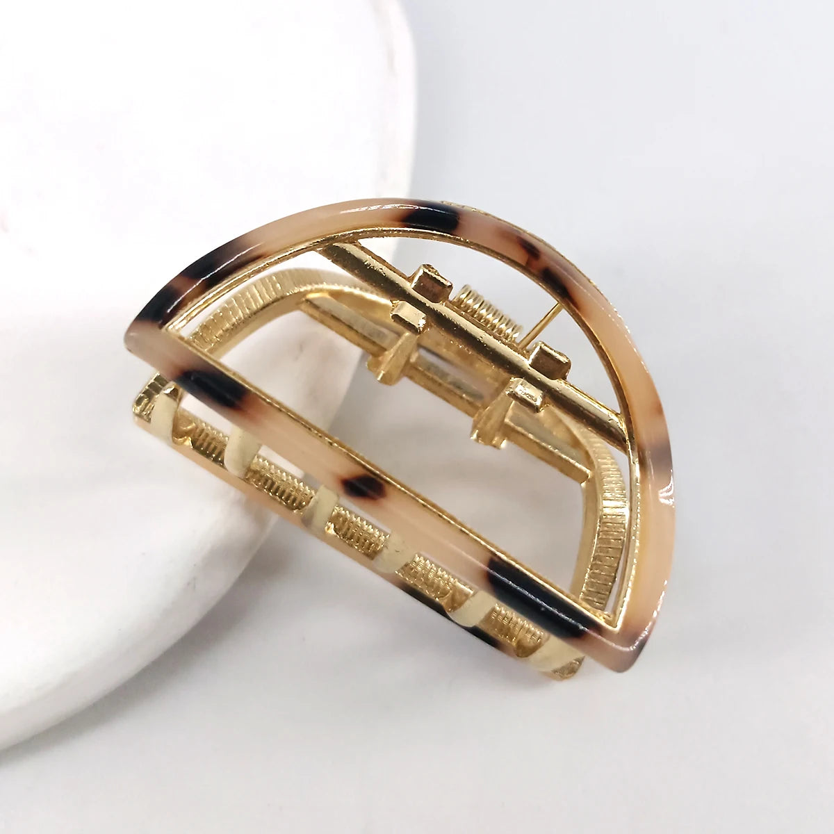1Pcs 5cm Hair Claws Headwear Fashion Hair Accessories Mini half round shape Acetate Alloy Hairpins Gripper