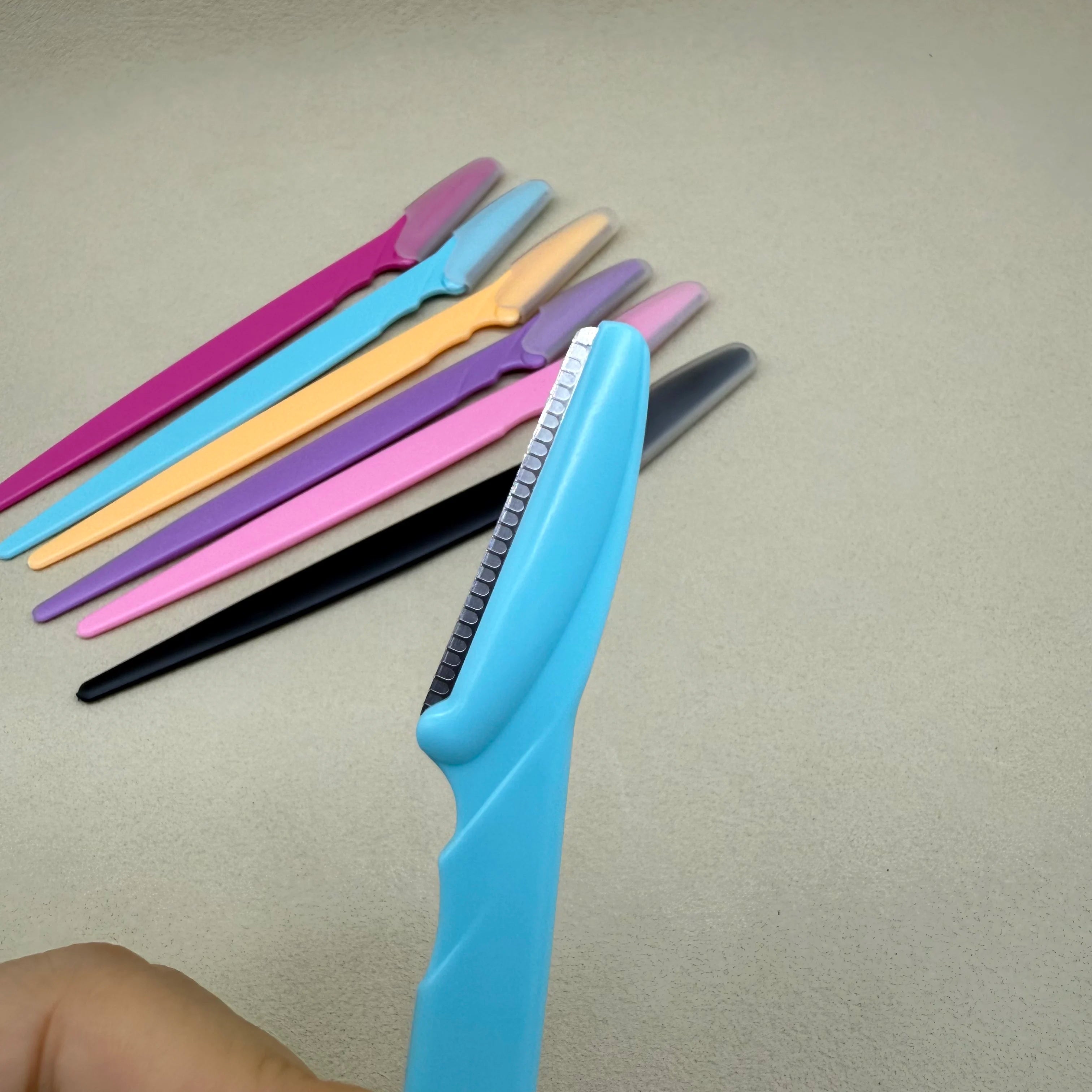 100pcs/bag  Eyebrow Trimmer Knives Portable Face Razor Hair Remover Eye Brow Trimming Shaping Epilation Hair Shaver Blades