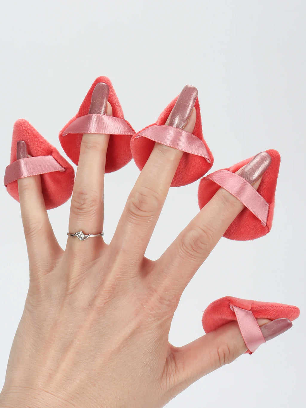 50 Pcs Large Triangular Powder Puff + 50 Pcs Mini Triangular Powder Puff, Makeup Set, Ensuring Even Makeup Application.