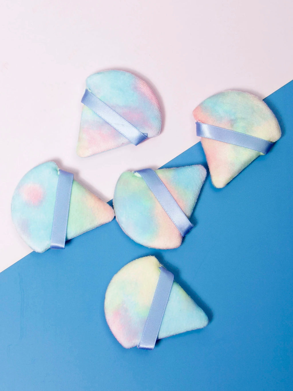 50 Pcs Large Triangular Powder Puff + 50 Pcs Mini Triangular Powder Puff, Makeup Set, Ensuring Even Makeup Application.