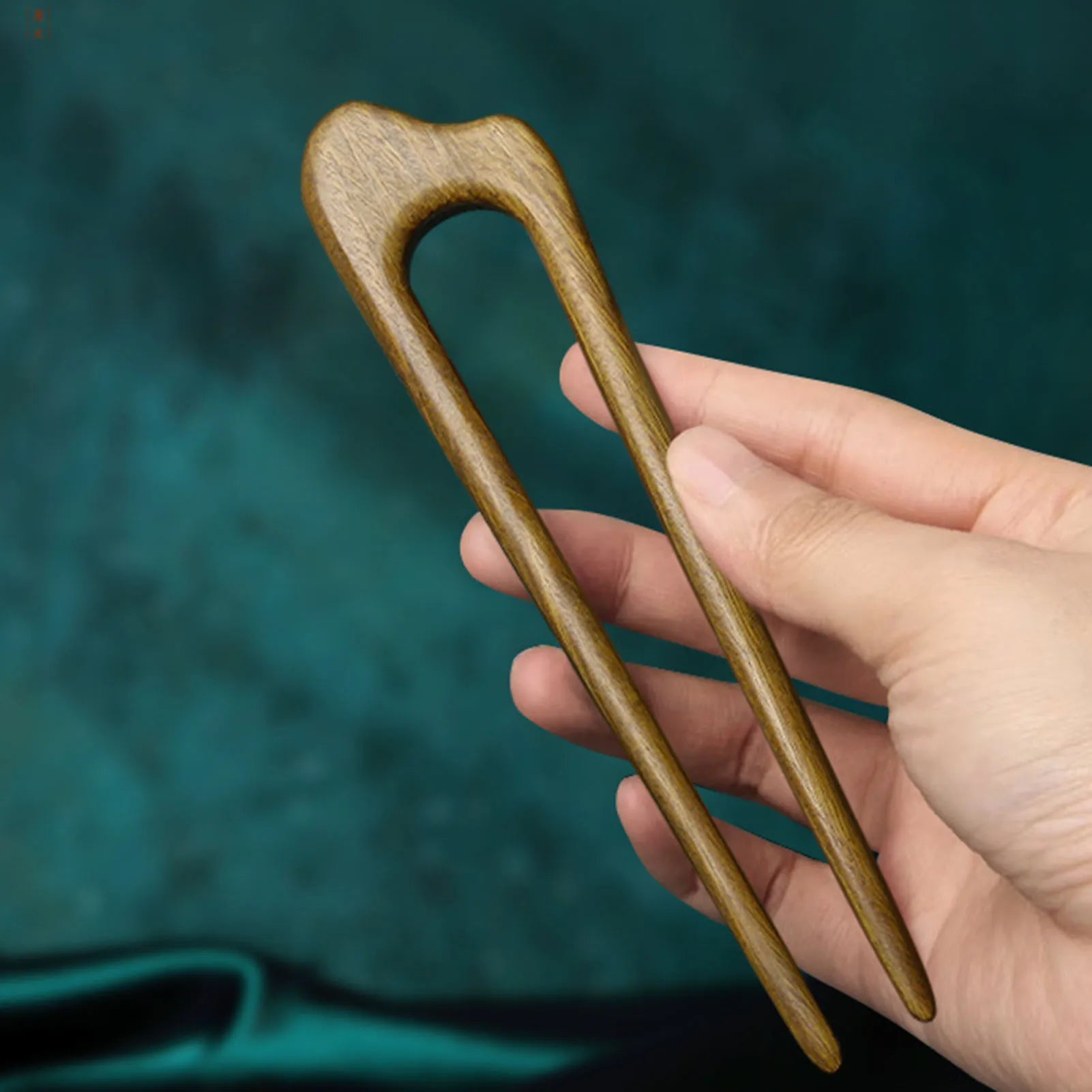 Handmade Wood Hair Pins and Clips Chinese Wooden Hair Sticks Forks U Shaped Hairpins Clips Retro Fashion Hairclips Headwear