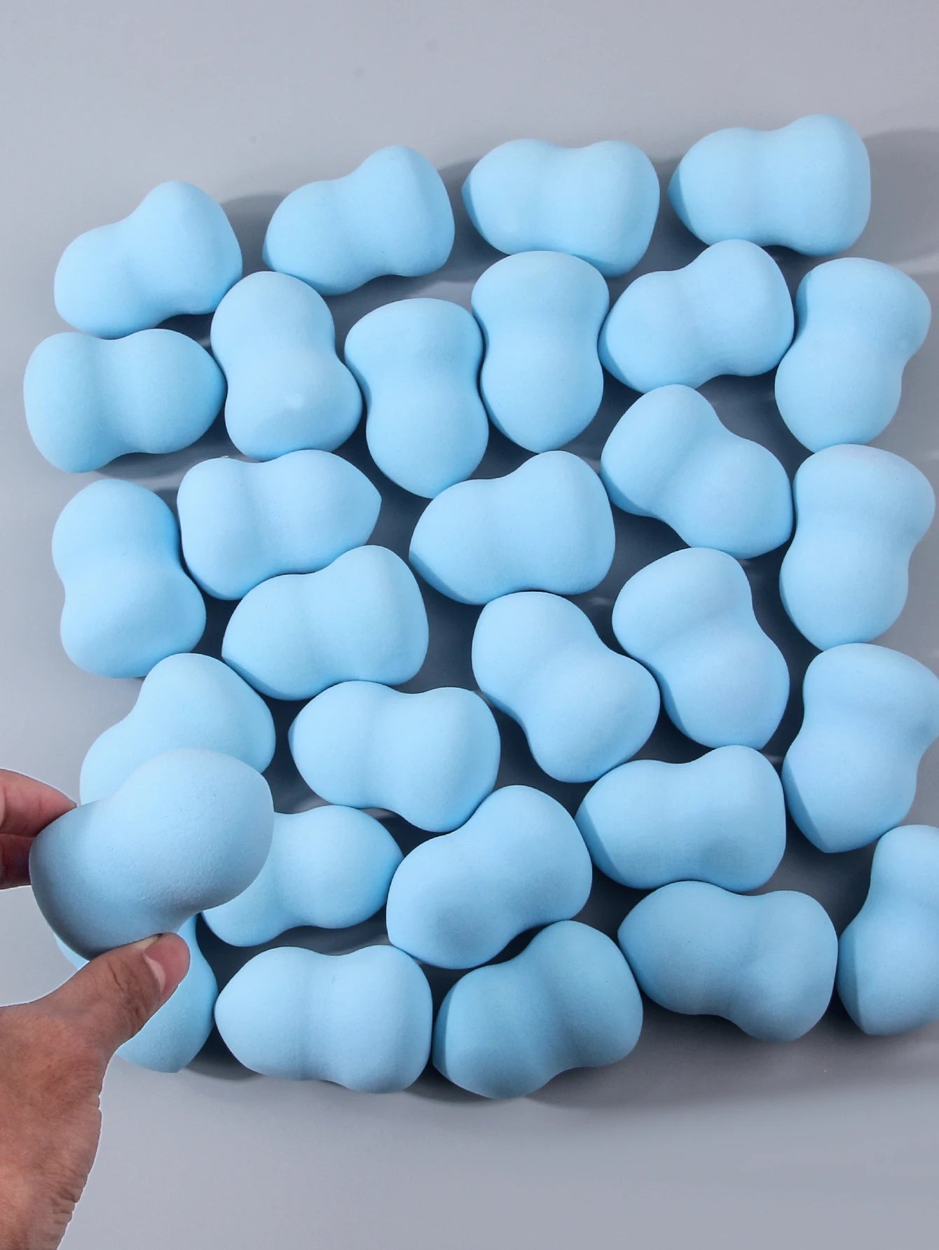 30Pcs Makeup Beauty Tools Set for Face, Large Sky Blue Makeup Sponge, Soft Sponge Puff,Friendly Face Cosmetic Applicators