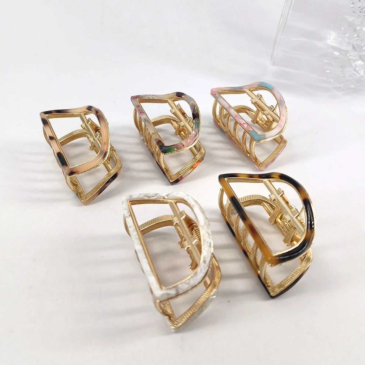 1Pcs 5cm Hair Claws Headwear Fashion Hair Accessories Mini half round shape Acetate Alloy Hairpins Gripper