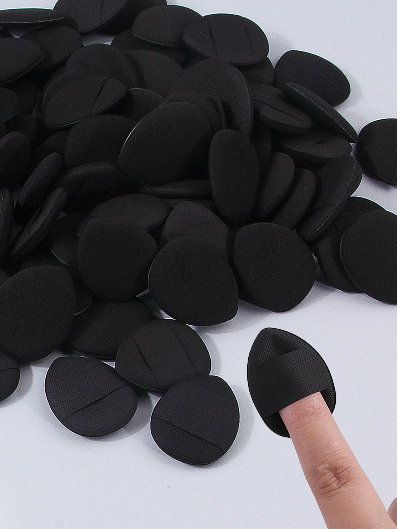 New 100PCS Mini Finger Powder Puffs Sponge Soft Non-Powder-Absorbing Dual-Use For Concealer Foundation Portable Makeup Touch-Ups