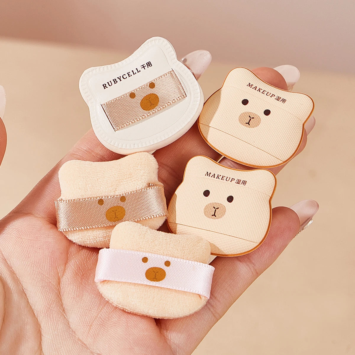 5PCS  Cute Bear Powder Puff Set Soft Flocking Wet & Dry Use Sponge Mini Fingertip Puff for Makeup Application